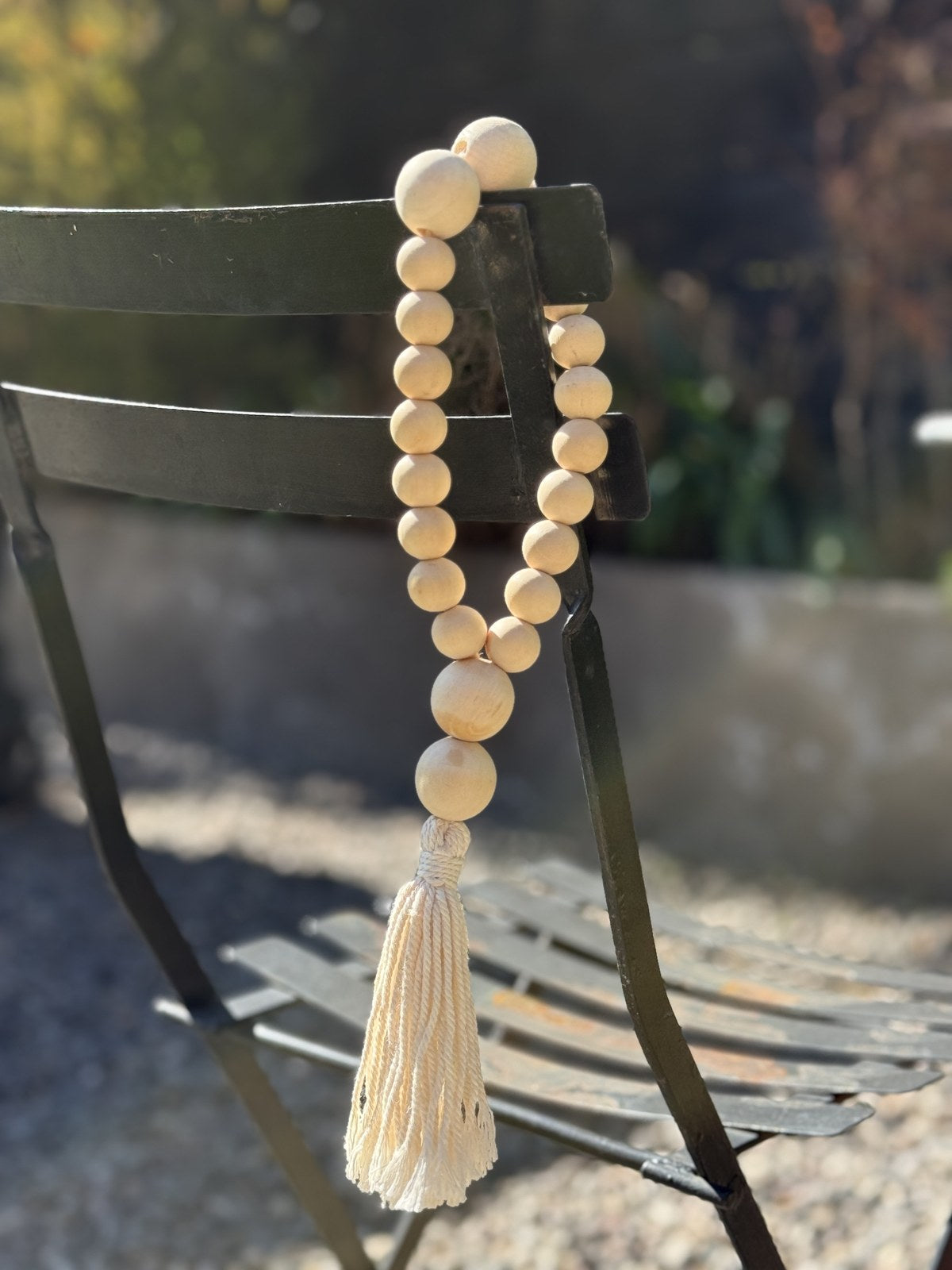 Borla madera pompón M