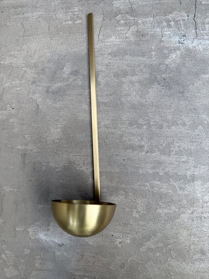 Cucharón sopero dorado