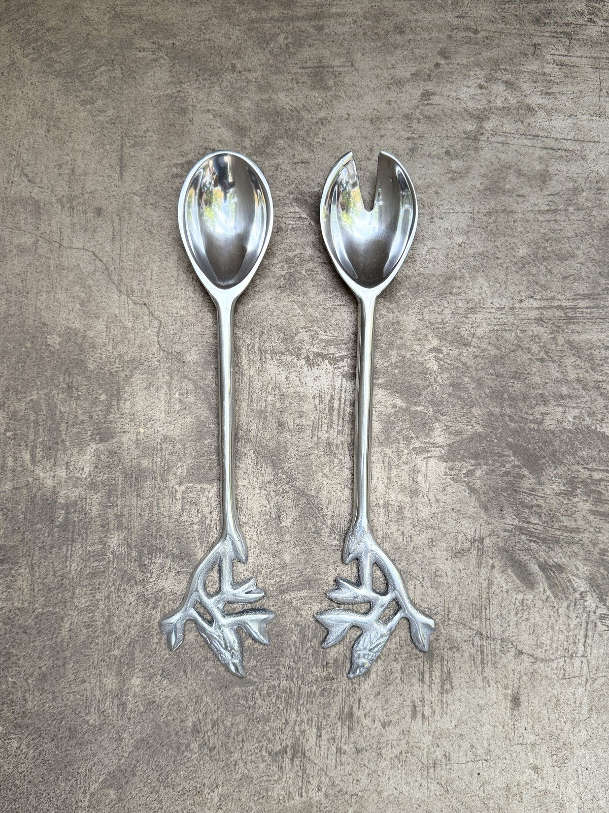 Set de cucharas para servir de metal con pájaros en el mango